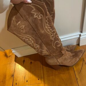 Brown Suede Embroidered Women's Boots